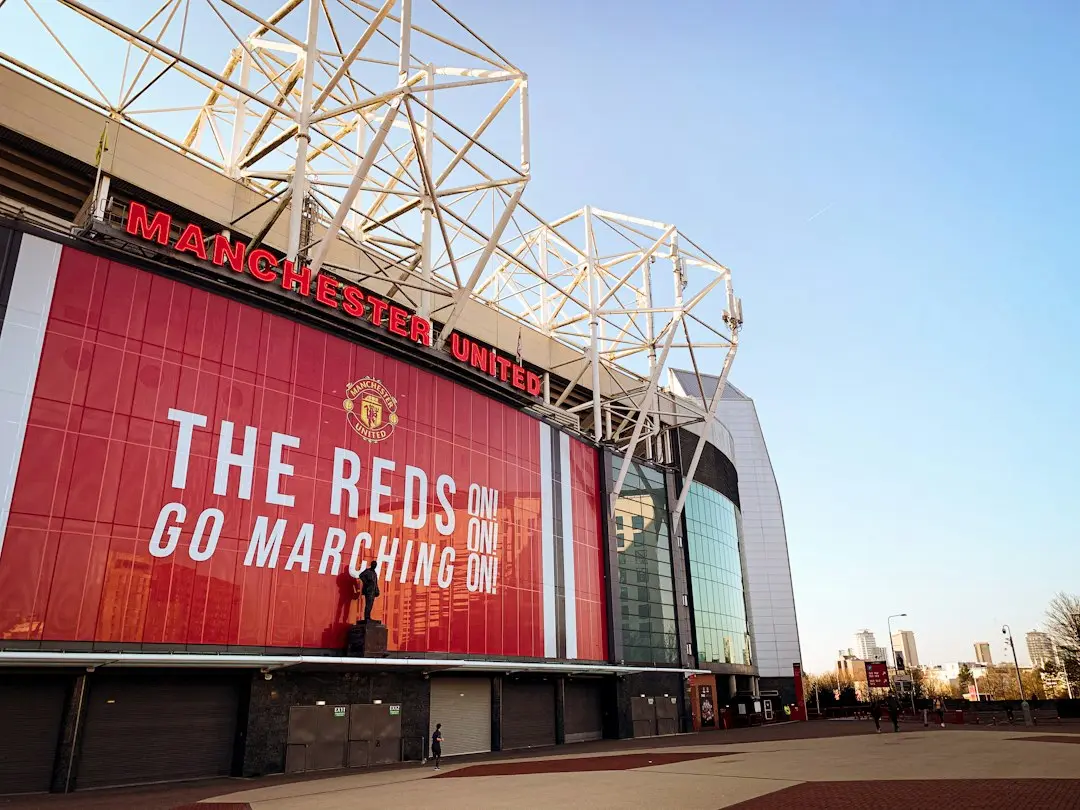 Manchester United forțează reconstrucția defensivei: Jarrad Branthwaite, ținta principală